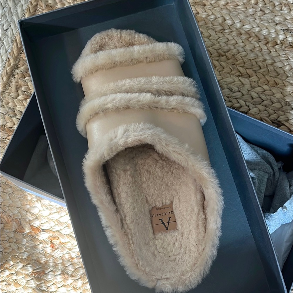 Women's Cream Fur-Lined Slippers